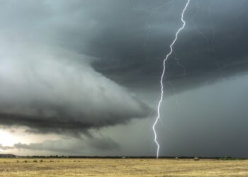 Ostrzeżenie IMGW dla całej Wielkopolski, potrwa aż do wieczora