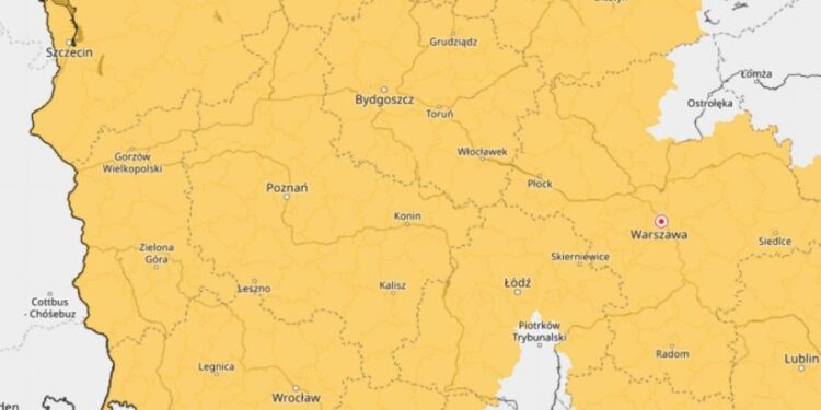 Ważny alert pogodowy dla Wielkopolski. Nadciągają burze