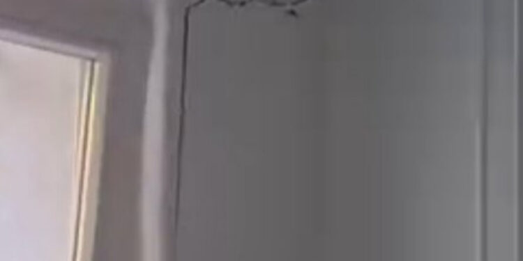 Na osiedlu Oświecenia podczas remontu balkonów popękał blok