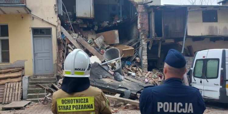 Katastrofa budowlana w regionie. Zawalona ściana kamienicy