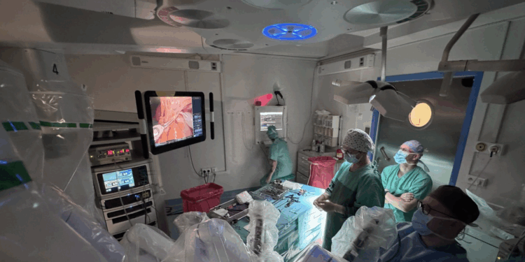 Pionierski zabieg w szpitalu im. J. Strusia