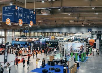 Tłumy graczy szturmują Poznań Game Arena! Rekordowe kolejki i gorące premiery gier