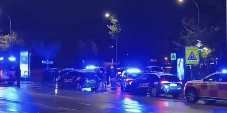 Zamieszki w Madrycie przed meczem Lecha Poznań. Jedna osoba trafiła do szpitala