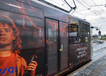 Ten tramwaj zatrzyma wszystkich. „Stranger Things 5” wyjeżdża na poznańskie tory