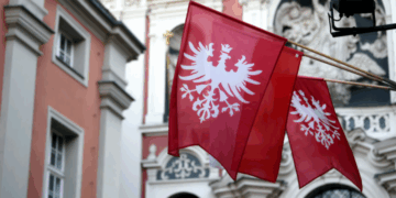 Flagi powstańcze do odebrania w Poznaniu. Sprawdź, kiedy możesz je dostać