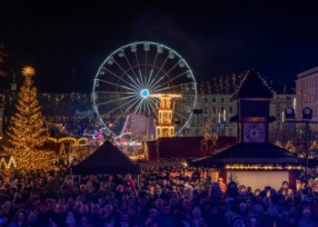 Jedna kolęda, setki języków. Poznań znów połączy mieszkańców i obcokrajowców na pl. Wolności
