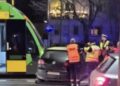 Auto wjechało pod tramwaj na Grunwaldzkiej