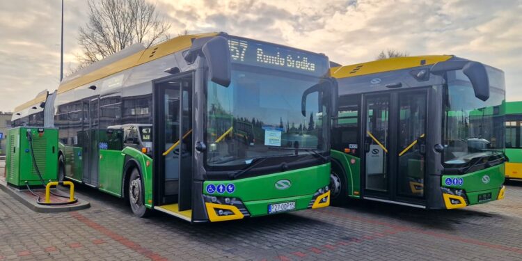 Elektryczna rewolucja w Poznaniu. Nowe autobusy już w zajezdni, wkrótce wyjadą na trasy