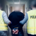 Szyba wybita, sprzęt skradziony, ucieczka nieudana. Nocna akcja policji w Poznaniu