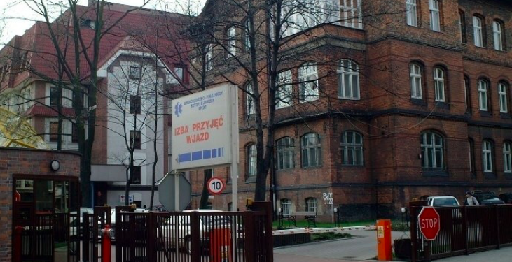 Rewolucja na porodówce w Poznaniu. Klinika przy Polnej uruchamia porody do wody, a zainteresowanie przerasta oczekiwania