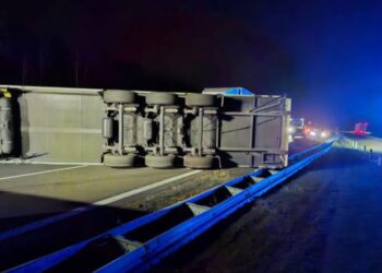 Paraliż na A2! Dwie kolizje ciężarówek i całkowita blokada trasy w kierunku Poznania