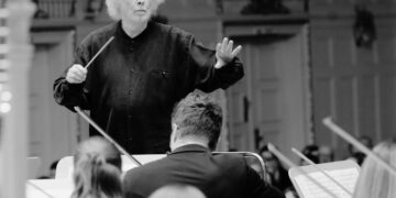 Poznań żegna Wojciecha Michniewskiego – wybitnego dyrygenta i byłego dyrektora Filharmonii