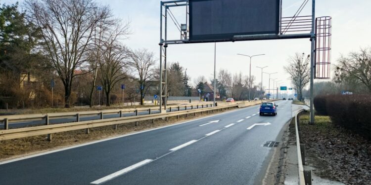 Kierowcy muszą się przygotować. Te ulice w Poznaniu czekają zmiany i chwilowe utrudnienia