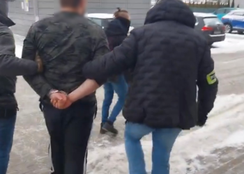 Napad w sklepie na Jeżycach. Policja zatrzymała podejrzanego dzień po zdarzeniu