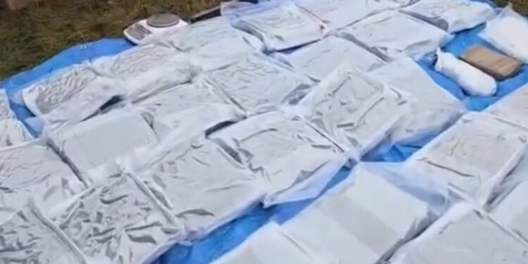 Policja odkryła ogromne ilości nielegalnych substancji. Miliony złotych w zabezpieczonym towarze