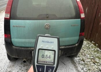 Niesprawne światło doprowadziło do poważnych zarzutów. 39-latek stanie przed sądem