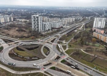 Tędy znów pojedziesz szybciej. Ważny wiadukt w Poznaniu wraca do pełnej przepustowości