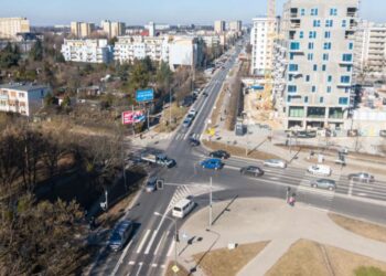 Przebudowa w Poznaniu. Kierowców i pasażerów czekają miesiące zmian