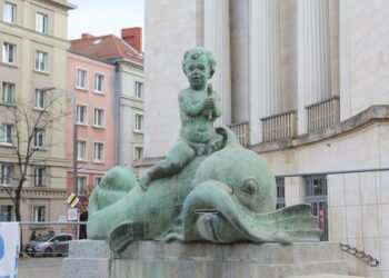 Zabytkowa fontanna przejdzie remont. Historyczny wodotrysk znów ma przyciągać uwagę w centrum miasta