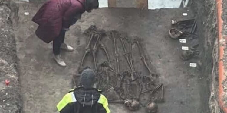 Szokujące odkrycie w centrum Poznania! Znaleziono ludzkie szczątki na Garbarach