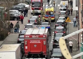 Dramat na ulicy Sokoła. Mężczyzna wypadł z balkonu i trafił do szpitala