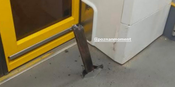 Cześć torowiska przebiła tramwaj na trasie PST. Groźny poranek w rejonie Dworca Zachodniego