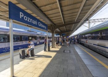 Od dzisiaj zmiany dla pasażerów w Poznaniu. Pociągi na trasie do Piły z nową organizacją ruchu