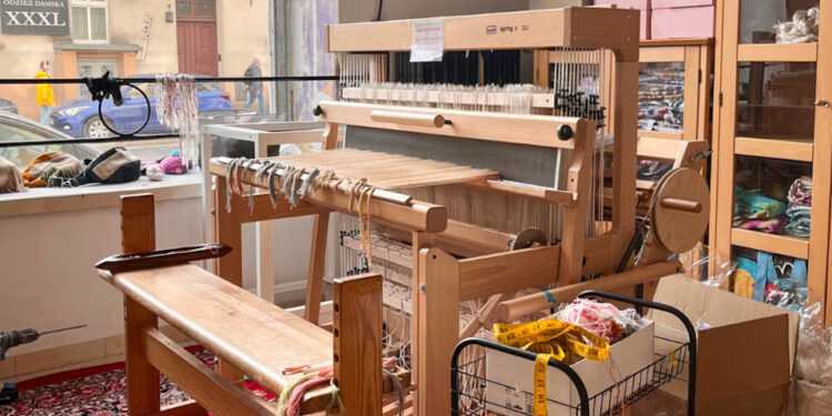 Nowa pracownia w Zaułku Rzemiosła. Tkactwo wraca do miasta w nowoczesnym wydaniu