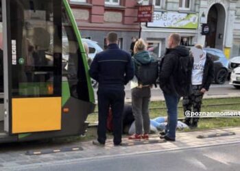 Wypadek na Wierzbięcicach w Poznaniu. Tramwaj potrącił mężczyznę