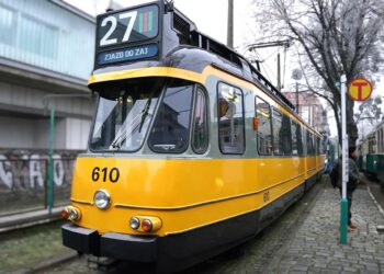 Historyczne pojazdy znów na trasach w Poznaniu. Sprawdź, co wyjedzie na ulice