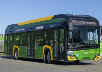 Nowe autobusy wodorowe już w Poznaniu. Pierwsze pojazdy trafiły do MPK