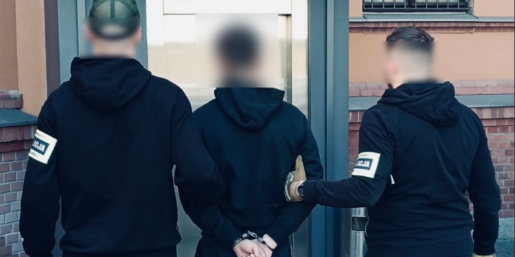 33-letni obywatel Ukrainy zatrzymany na poznańskim Starym Mieście został wydalony z kraju