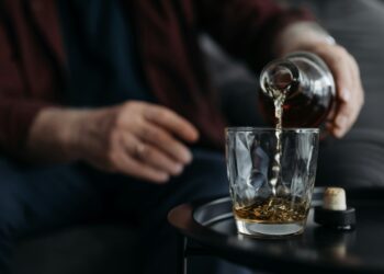 Poznań wprowadzi zakaz sprzedaży alkoholu nocą? Mieszkańcy już decydują o przyszłości sprzedaży alkoholu