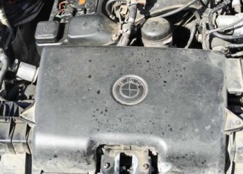 Oddał luksusowe BMW do naprawy, wróciło z warsztatu bez silnika