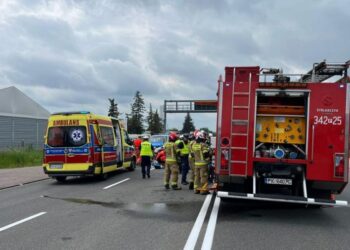 Wypadek motocyklisty w regionie, walka o życie
