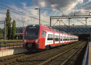 Zaprezentowano nowe pociągi dla Wielkopolski. Komfortowe składy wyjadą na tory w 2028 roku