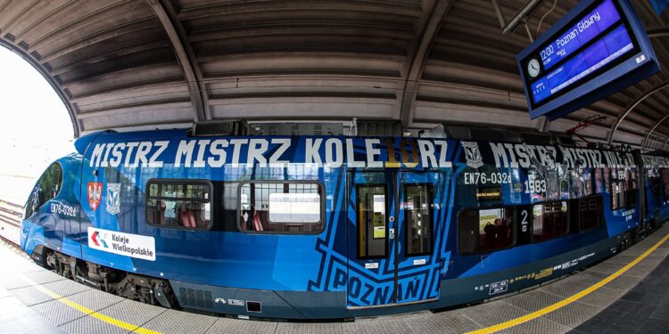 Na tory wyjechał pociąg „Kolejorz”