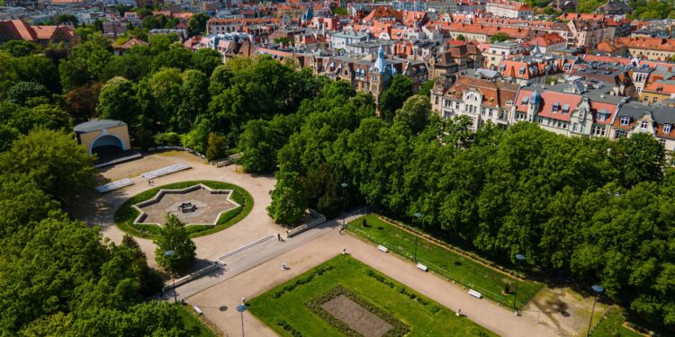 Poznań szykuje wyjątkowy wieczór w Parku Wilsona. Mozart, Vivaldi i widowiskowy finał przyciągną mieszkańców