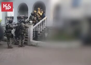 Rozbita grupa wyłudzająca VAT. Straty państwa przekroczyły 10 mln zł