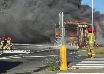 Pożar autobusu w Poznaniu