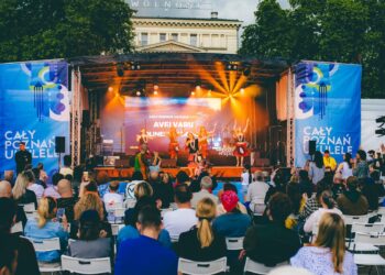 Jubileuszowy festiwal Cały Poznań Ukulele. Dziesiąta i finałowa edycja na Placu Wolności