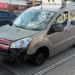 Policjanci zatrzymali trzech mężczyzn podejrzanych o kradzież Citroena Berlingo w Puszczykowie