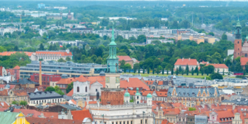 Konsultacje społeczne dotyczące ograniczenia nocnej sprzedaży alkoholu w Poznaniu zakończyły się publikacją raportu z wynikami.