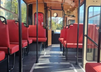 Na ulice wyjadą legendarne autobusy i zabytkowe tramwaje