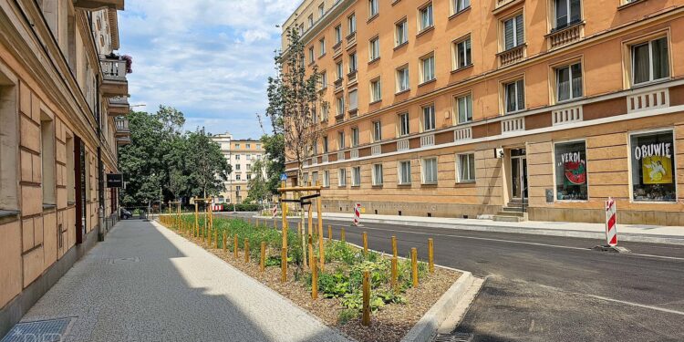 Nowa zieleń i przebudowa ulic 3 Maja oraz Ratajczaka nabierają tempa