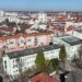 Miejsca schronienia w poznańskich szkołach i przedszkolach. Miasto wybrało dziewięć placówek