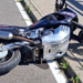 Wypadek motocyklisty na wiadukcie nad drogą S5 w Modliszewie pod Gnieznem