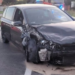 Wypadek dwóch samochodów na drodze wojewódzkiej nr 241 w Rogoźnie