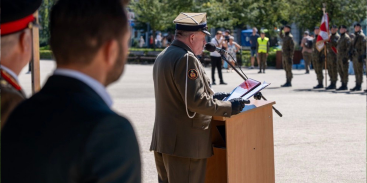 Święto Wojska Polskiego w Poznaniu – czołg i sprzęt wojskowy