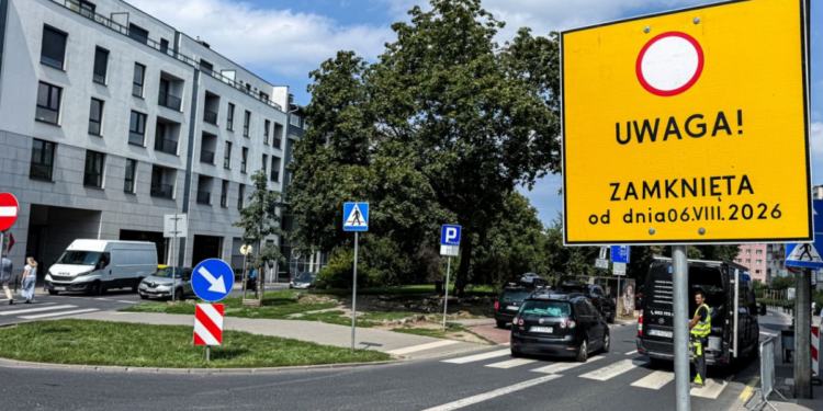 Informacja o awaryjnej naprawie kanalizacji deszczowej na ul. Kościelnej w Poznaniu